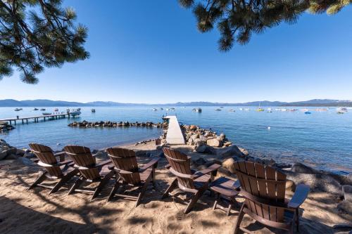 Vaade, Red Wolf Lakeside Lodge in Tahoe Vista (CA)