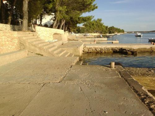Apartments Ivan1 - 10m from beach - image 5