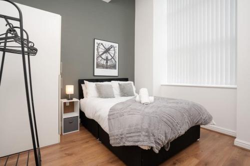 City Edge Stay with Car park, Perfect for Contractors, Professionals, Relocators Huge Long Term Savings, Liverpool (photo 7)