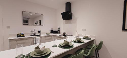 Abbey Corner By Nivaas 4-Located in the heart of the city centre-5 minute walk to train station-20 minutes to London via train, Reading (photo 6)
