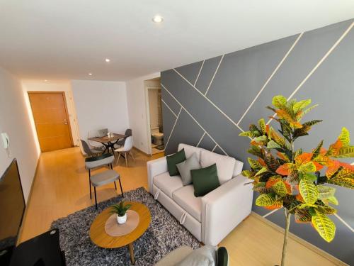 Three-Bedroom Apartment with View image 6