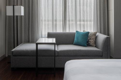 New Orleans Marriott Warehouse Arts District