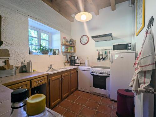 Gîte Le Chambon-sur-Lignon 4 pièces 5 personnes - FR-1-582-137 - image 12