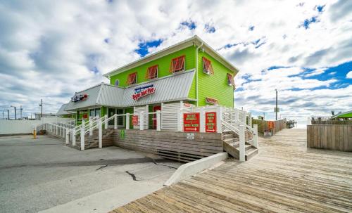 Pink Paradise Pink Paradise