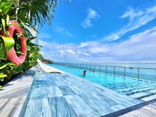 Oasis Suites - The Song, Infinity Pool & Gymt - 전망