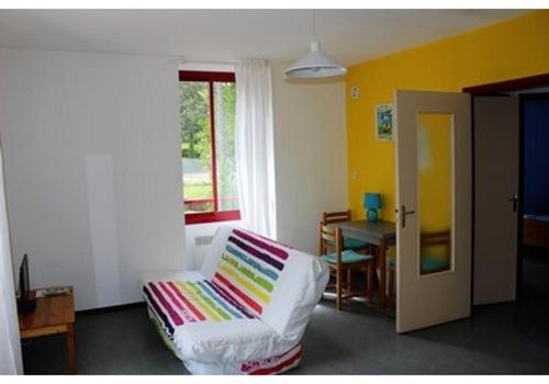 1 double bed, 3 twin beds