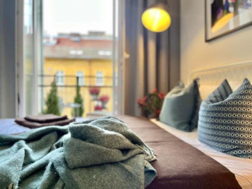 Sunlit - Prague Apartment, Прага (фото 3)