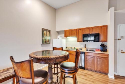 廚房, 3rd Floor Front Side Penthouse Suite - 302 in 納什維爾 (IN)