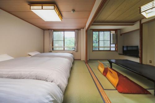 BED'n ONSEN HAMMONDトリプルルーム　共用バスルーム