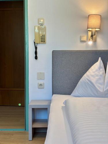 1 twin bed