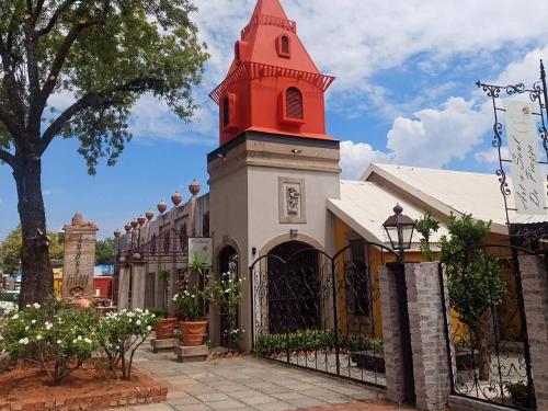 . Art and Soul Restaurant, Accommodation, French Bar and Art Gallery
