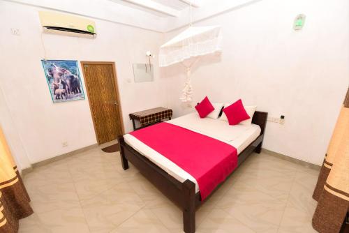 Sigiri Elephant View Guest - image 5