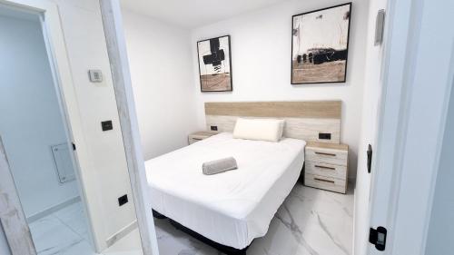 Three-Bedroom Apartment with Balcony image 8