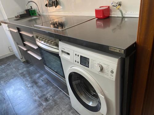 Kitchen, Apartaments Portbou Costa Brava in Portbou