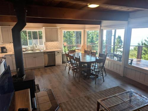 The Cedar House in Otter Rock (OR)