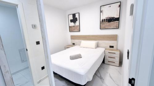 Three-Bedroom Apartment with Balcony image 7