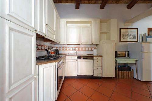 Classic roman home next to Popolo Square, Roma (foto 9)