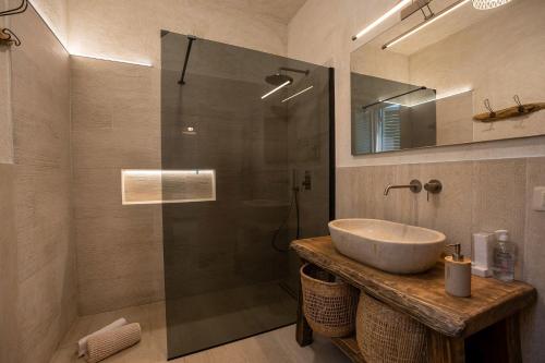 Fontarcella, Heart & Roots