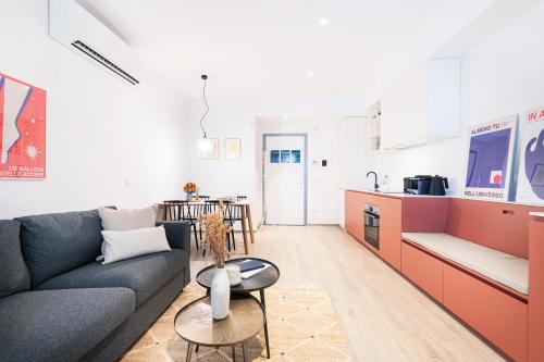 Easylife - Apartment with Terrace and Comfort, Milan (photo 8)