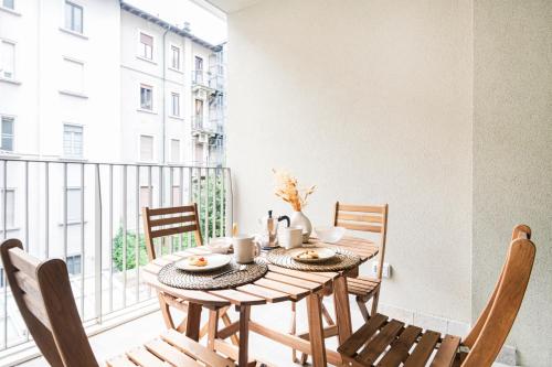 Easylife - Apartment with Terrace and Comfort, Milan (photo 2)