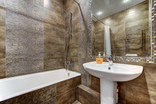 Apartmet Poltavskiy pr. 2 - image 6