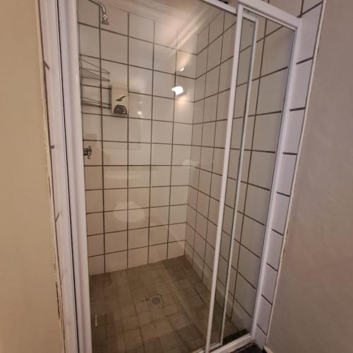 Green Door Guesthouse Room Type - Economy Double Room