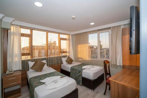 Hotel Simper - image 5