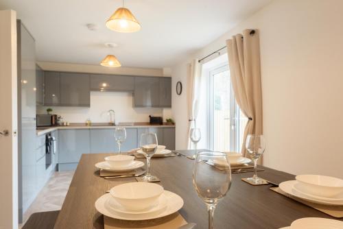 Spacious 5-Bedroom House in Nottingham in 諾丁漢市