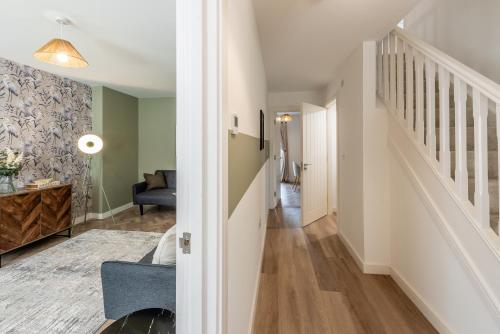 Spacious 5-Bedroom House in Nottingham in 諾丁漢市