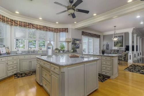 5-Bedroom Home to Texoma lake and Casino in Durant