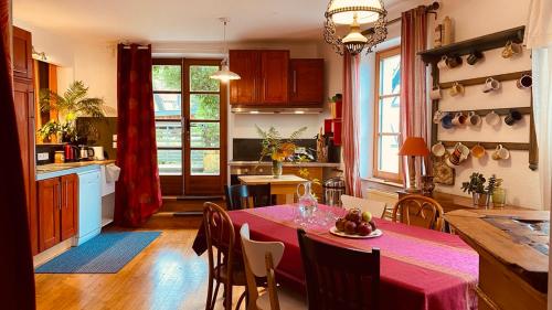 廚房, La maison des vignes in 卡松德