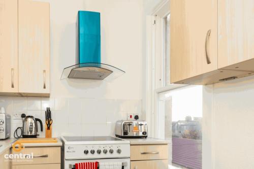 Létesítmények, Court Street by CENTRAL SERVICED APARTMENTS - 1 Bedroom - Walk Away to Transport Links - Street Park in Coldside