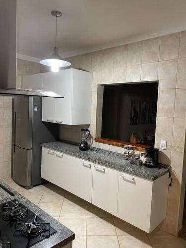Konyha, Recanto Vikaro - casa de campo in Porangaba (Sao Paulo)