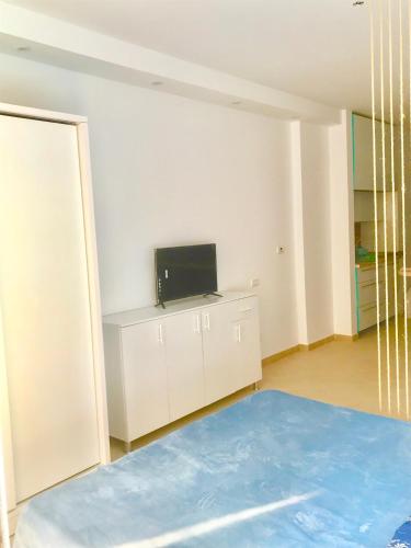 Apartment in Florenza Khamsin - Tap to explore photos
