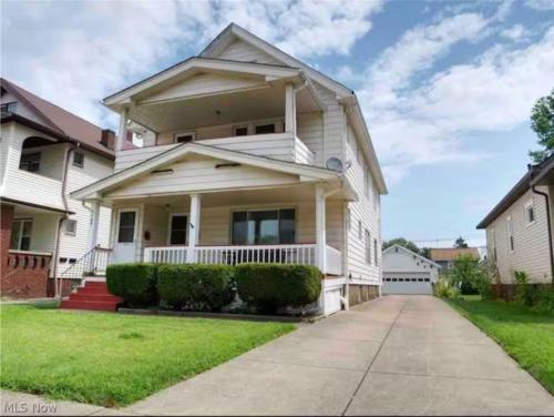 Comfy First Floor Bedroom near Cleveland Clinic Fairview, Cleveland (fotografie 3)