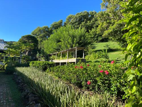 606246475 Firefly Estate Bequia