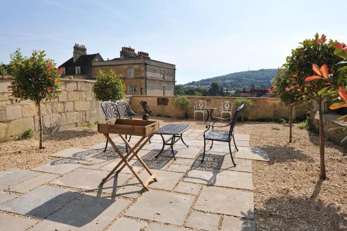Lovely Georgian Loft in The Very Centre of Bath, Bath (photo 6)