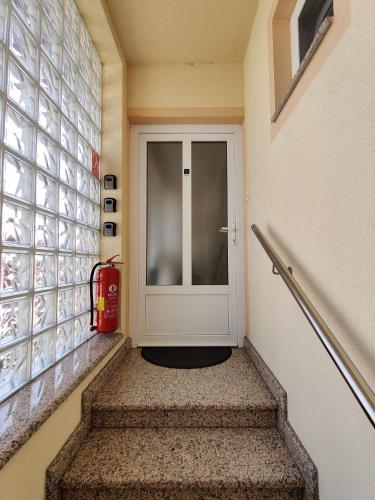 Ieeja, APARTMAN Stil in Rezovac