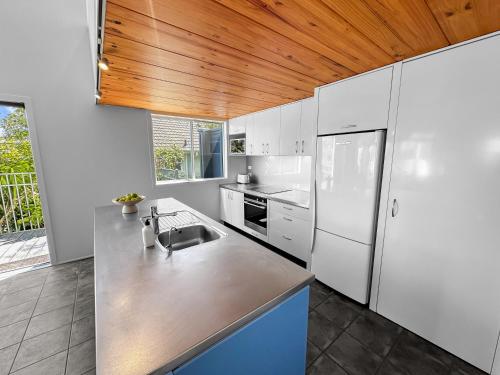 Westmere Wonder l Gorgeous 3 Bed Home inc View, Auckland (zdjęcie 9)