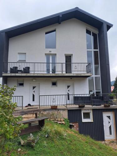 Villa JELENA - Guest House Nela