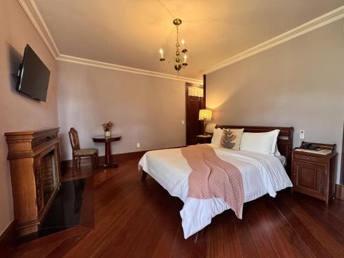 Aroso Paço Hotel Room Type - Deluxe Double Room with Bath