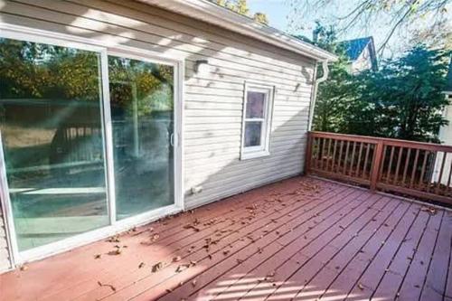 107 Quaint Renovated Single Family 3 Bdrm House in South River