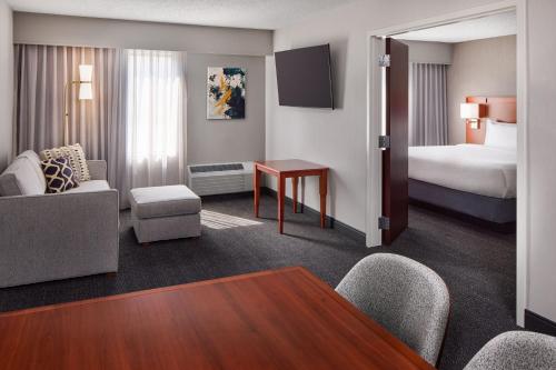 Courtyard by Marriott Fort Collins in Oakridge