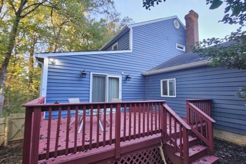 Charming Retreat at Silver Spring in Calverton (MD)