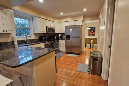Charming Retreat at Silver Spring in Calverton (MD)