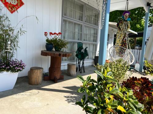 LA SOL - ensuite & seperate entrance - close to uni, Hamilton (photo 9)