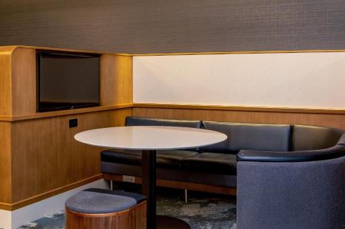 Courtyard by Marriott Times Square West - image 10