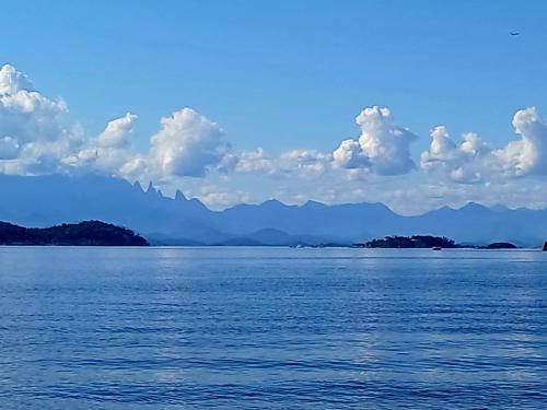 Quarto Privado Cama Casal ou Individual Aeroporto in 戈韋納多島