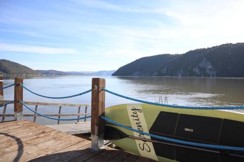 Serenity in Eselnita