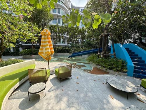 Phyll Phuket - Luxury Resort-Style Comfort, Ban Rangeng (foto 7)